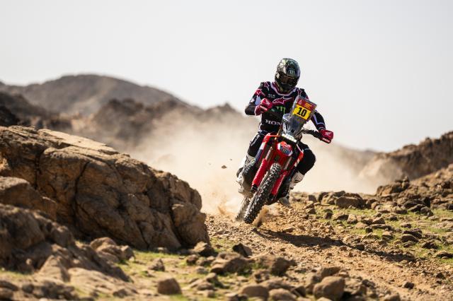 1767810997161015643.jpg 20260103DAK1021-A.S.O-Charly Lopez.jpg